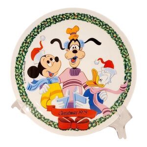 1975 Walt Disney Christmas Plate Schmid‎ Limited Caroling Mickey Pluto Donald